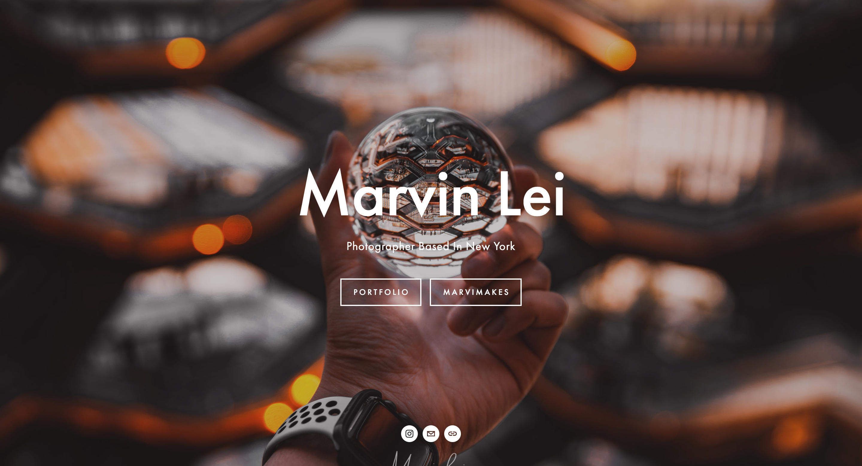 https://10web.io/blog/wp-content/uploads/sites/2/2024/02/Marvin-Lei-Photography-website-example.png